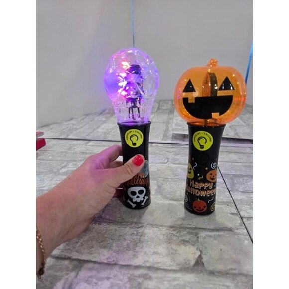 NEW 2 Halloween Pumpkin  Skull Light-Up Spinner Wand Toy VIdeo - Picture 1 of 8